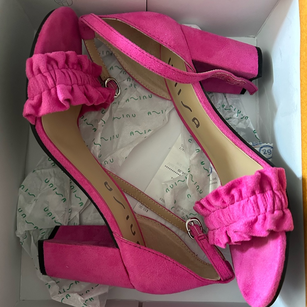 Unisa Hot Pink Suede 3 Inch Block Heel